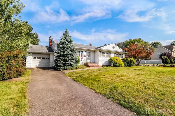 Edison, NJ 08820,984 Feather Bed LN