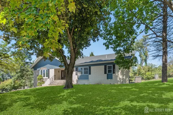 Clinton Twp, NJ 08809,1 Rossi DR