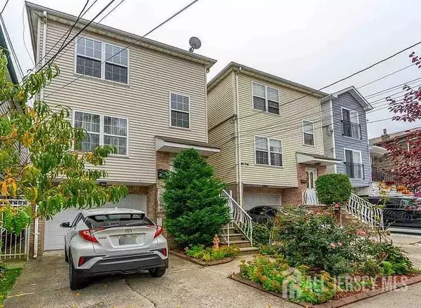 844 Lafayette ST, Elizabeth, NJ 07201