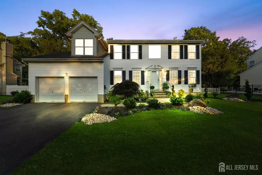 18 Kopak WAY, Spotswood, NJ 08884