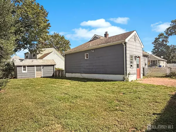 South Plainfield, NJ 07080,1534 Chestnut ST