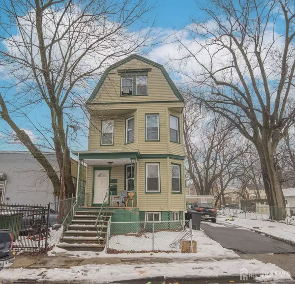 296 N Clinton ST #1, East Orange, NJ 07083