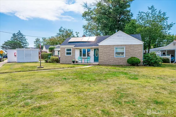 42 Chestnut ST, Edison, NJ 08817