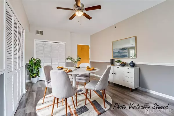 Metuchen, NJ 08840,160 Durham AVE #205