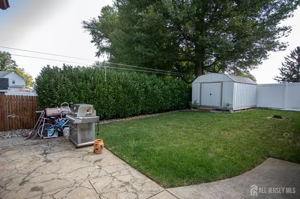 Sayreville, NJ 08872,11 Conrad ST