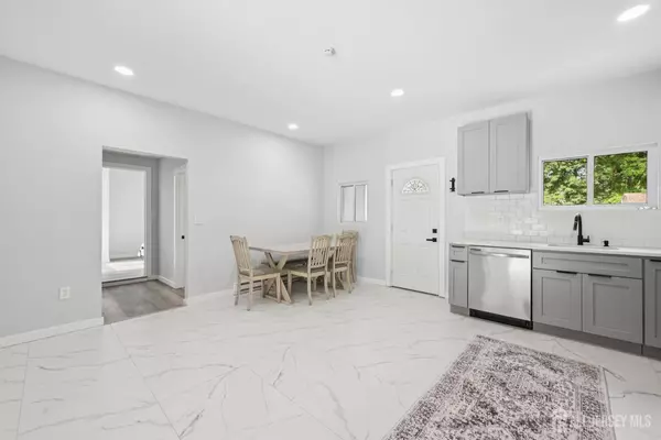 Pemberton Twp, NJ 08015,156 Morris ST