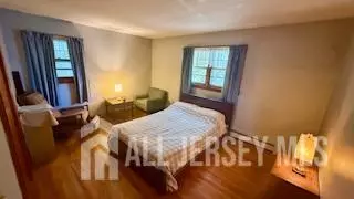 Perth Amboy, NJ 08861,448 Baker PL