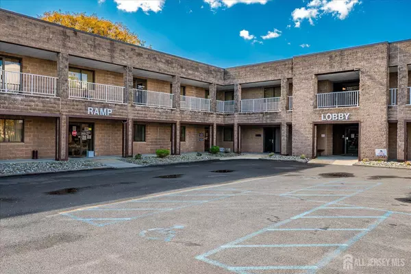 37 Progress ST #B2, Edison, NJ 08820