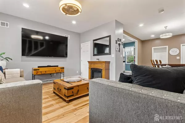 Perth Amboy, NJ 08861,270 Hall AVE