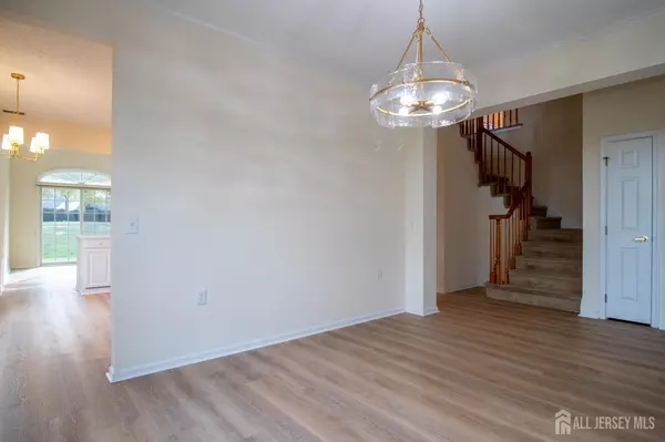 Monroe, NJ 08831,42 Brighton CT