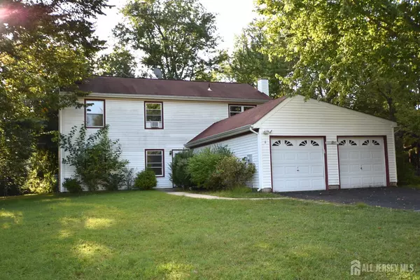 Plainsboro, NJ 08536,8 WETHERSFIELD DR