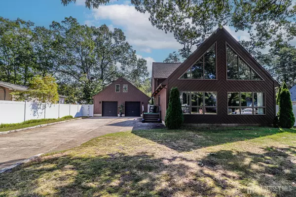 1303 Cypress ST, Lacey, NJ 08731