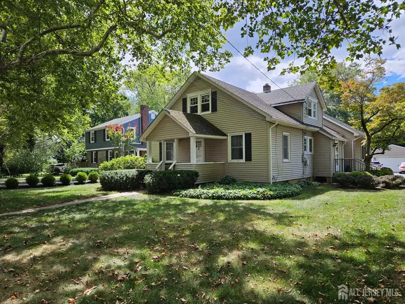 1 Parkway AVE, Plainsboro, NJ 08536