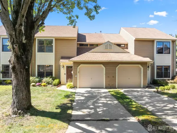 East Brunswick, NJ 08816,20 Morton CT