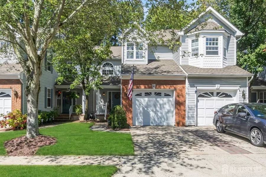 4 Chadwick DR, Old Bridge, NJ 08857