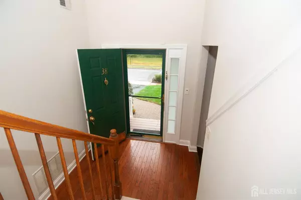 South Brunswick, NJ 08824,38 Stanford DR