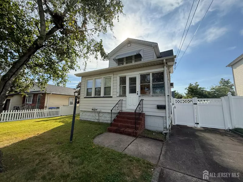 16 Chapel ST, Edison, NJ 08817