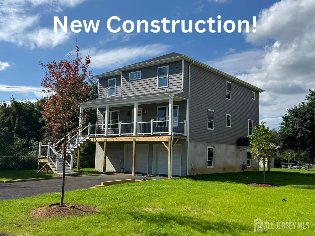 Sayreville, NJ 08857,17 John ST