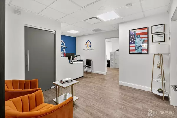 Old Bridge, NJ 07747,228 SE State Route 34 COR