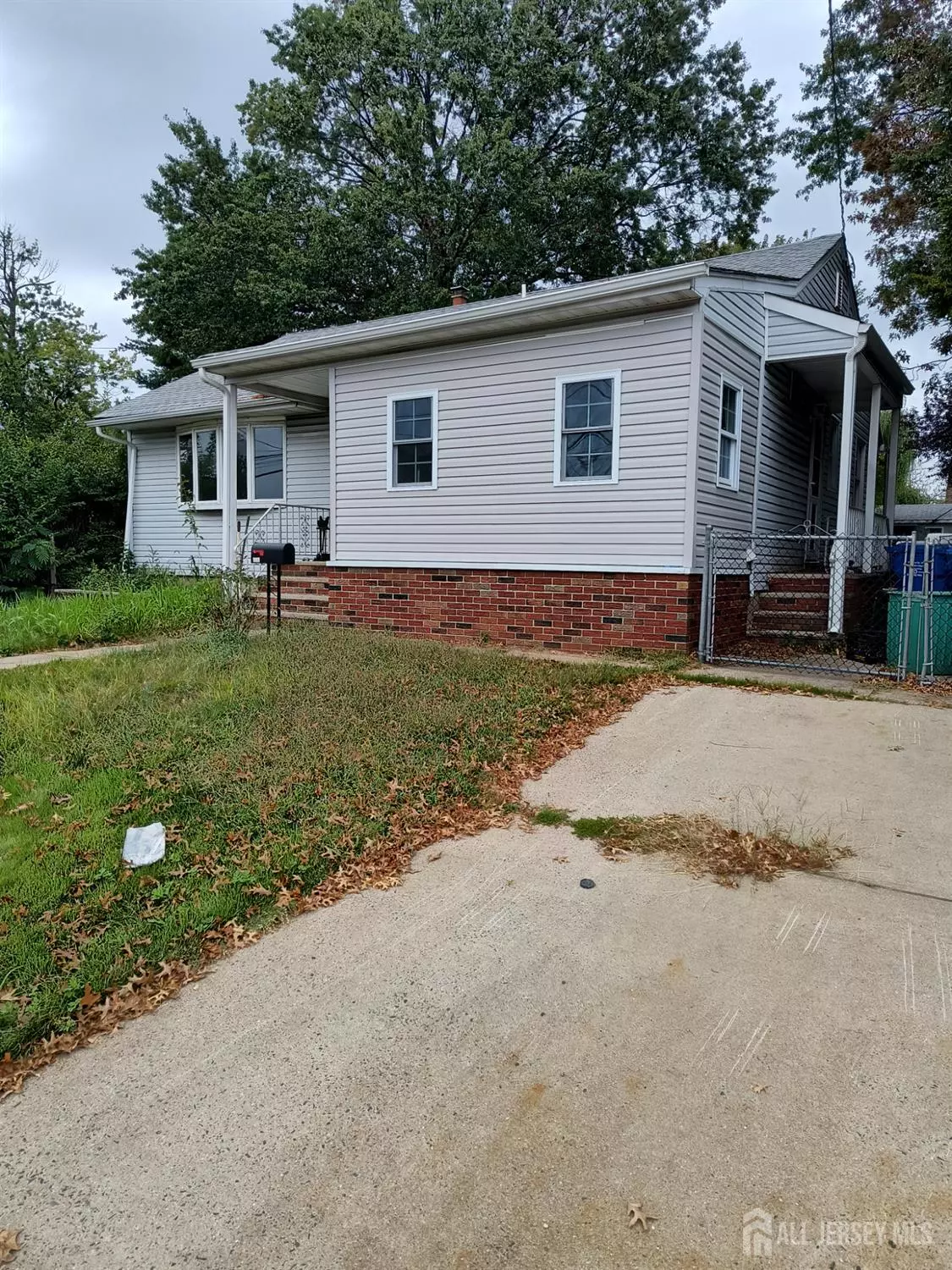 Avenel, NJ 07001,420 Avenel ST