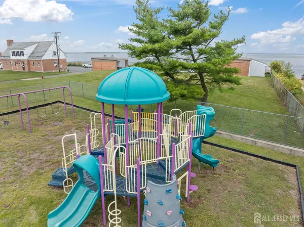 Old Bridge, NJ 07735,106 Boulevard W