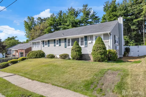 Sayreville, NJ 08879,37 Hoffman AVE