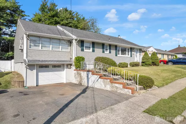 Sayreville, NJ 08879,37 Hoffman AVE