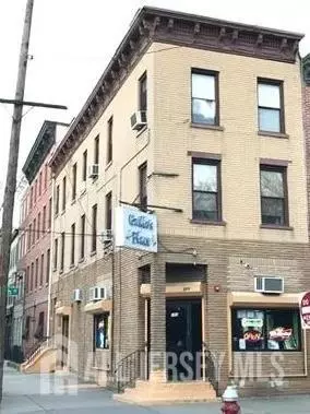 Jersey City, NJ 07302,288 6th ST