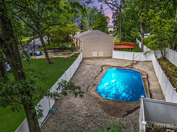 376 New Brunswick AVE, East Brunswick, NJ 08816