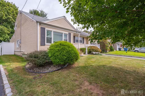 Colonia, NJ 07067,92 McKinley AVE