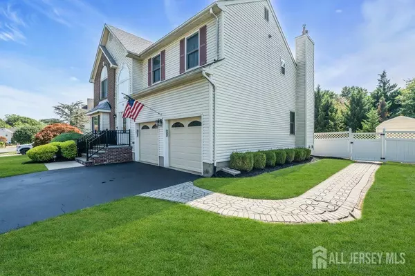 Old Bridge, NJ 07747,6 Vail DR