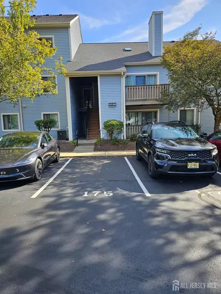 1217 Aspen DR, Plainsboro, NJ 08536