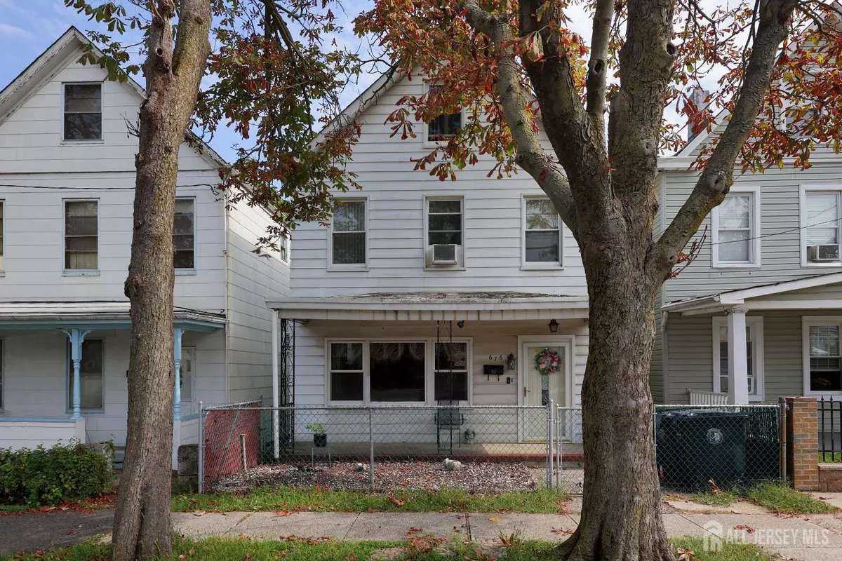 Perth Amboy, NJ 08861,676 Johnstone ST