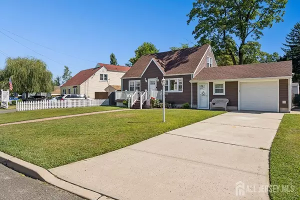 East Brunswick, NJ 08816,6 Donna ST