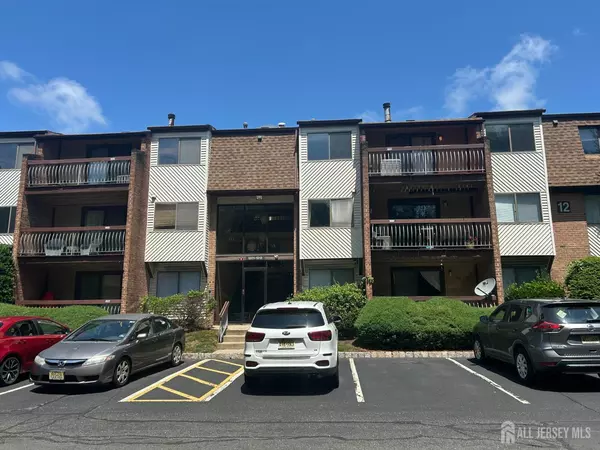 1212 Edison Glen TER, Edison, NJ 08837