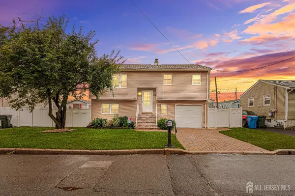 14 E Coddington AVE E, Avenel, NJ 07001