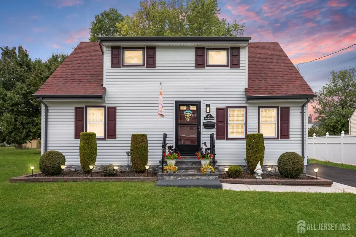 Avenel, NJ 07001,43 N Madison AVE