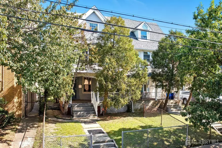 68 Danforth AVE, Jersey City, NJ 07305