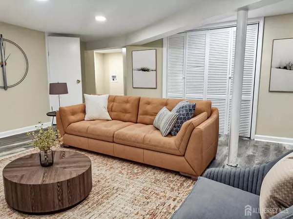 Newark, NJ 07103,705 S 15th ST S