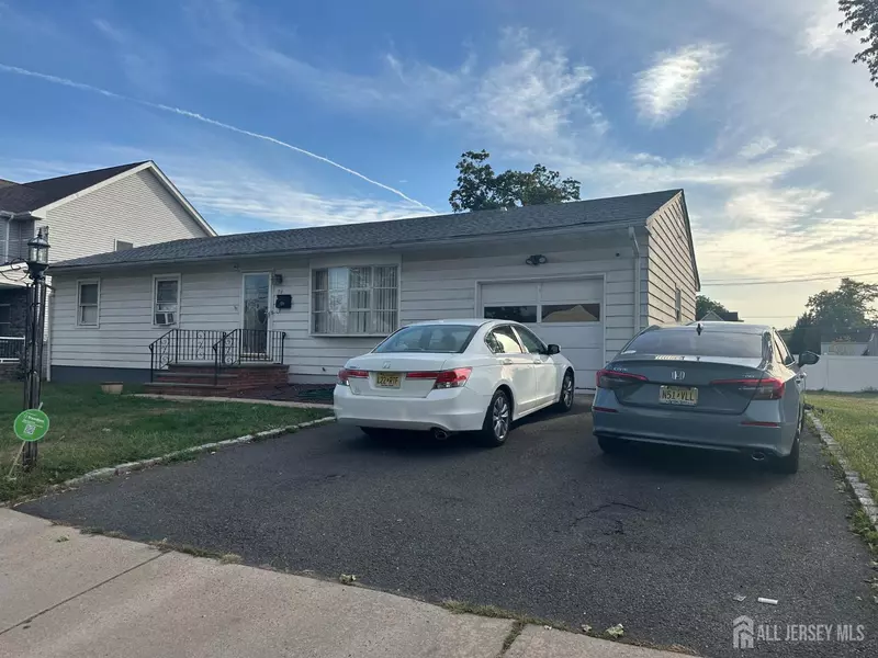 94 Main ST, Franklin Twsp, NJ 08873