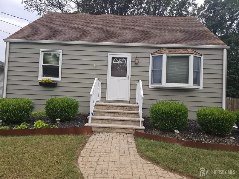 5 Channing RD, East Brunswick, NJ 08816