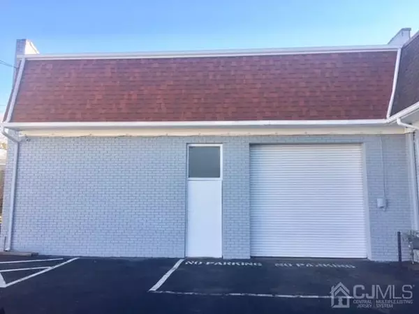 Edison, NJ 08817,243 Plainfield AVE