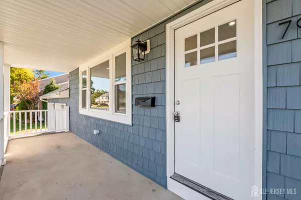 North Brunswick, NJ 08902,790 Cranbury Cross RD