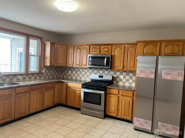Perth Amboy, NJ 08861,399 park AVE