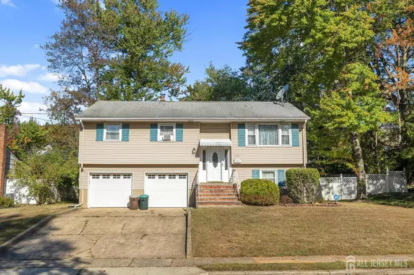 North Plainfield, NJ 07063,668 Warfield RD