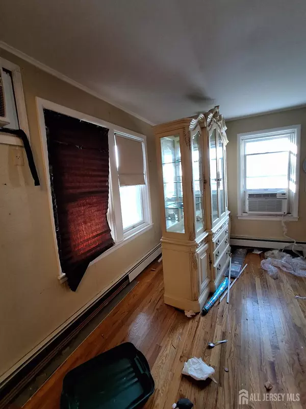 South River, NJ 08882,212 Old Bridge TPKE