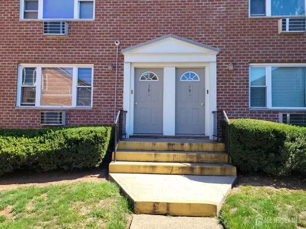 Edison, NJ 08817,31 York DR #3A