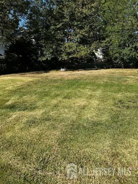 Avenel, NJ 07001,103 Minna AVE