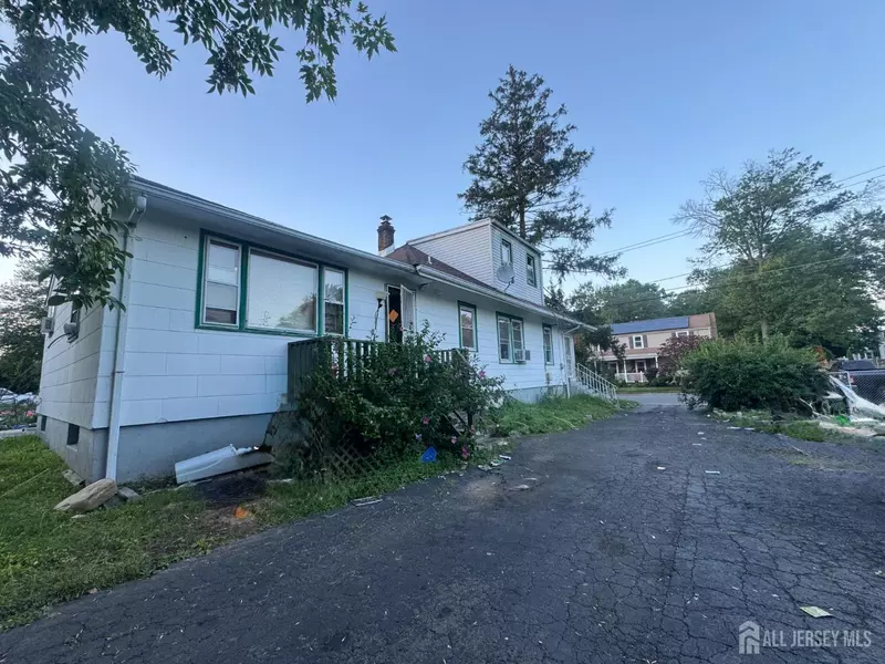 117 Browning AVE, Ewing, NJ 08638