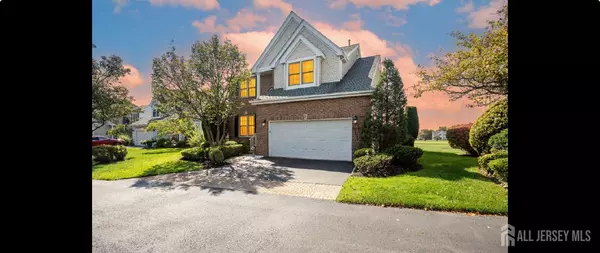 Monroe, NJ 08831,5 Fairmount CT